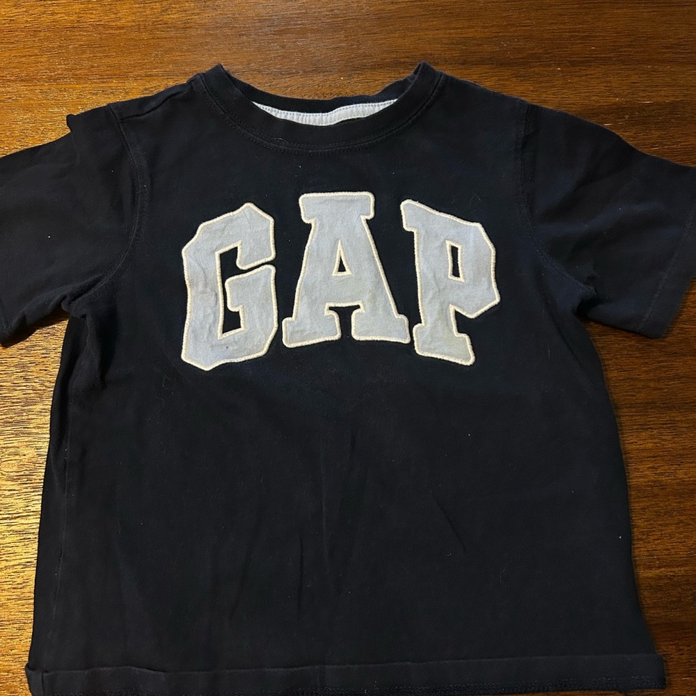 gap baby tee